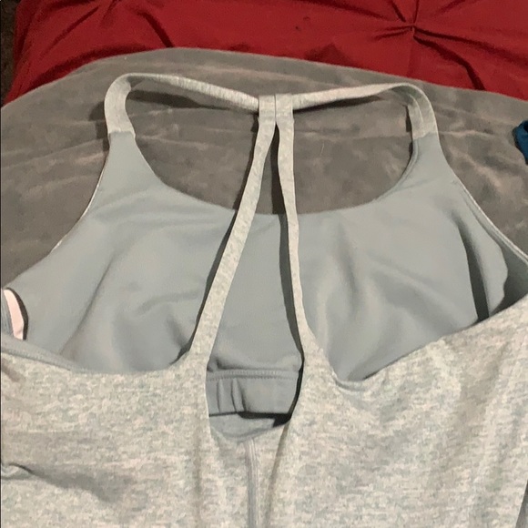 Tops - Picture 5 of 5